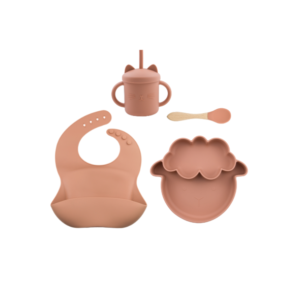 Set 4 Piezas Plato Oveja + Babero , cuchara y Vaso Color Ladrillo